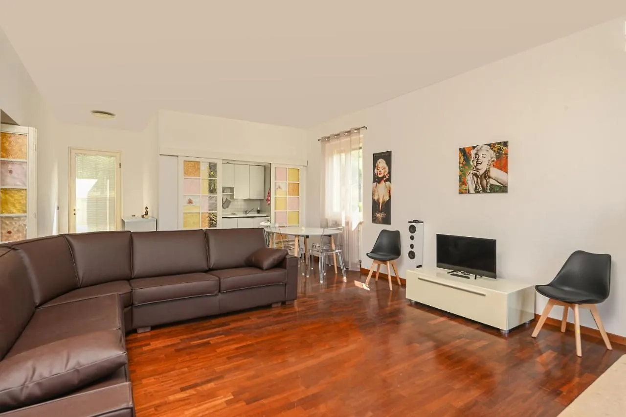 Villa Marilyn View Lake - Pool, Garden, Whirlpool Private Bardolino